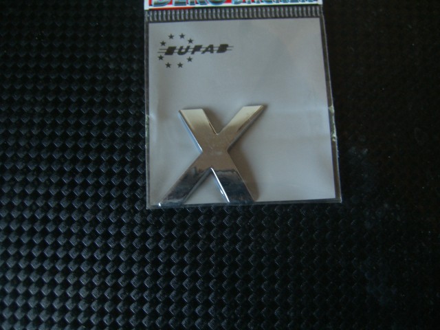 „x” betű, kicsi öntapadós matrica